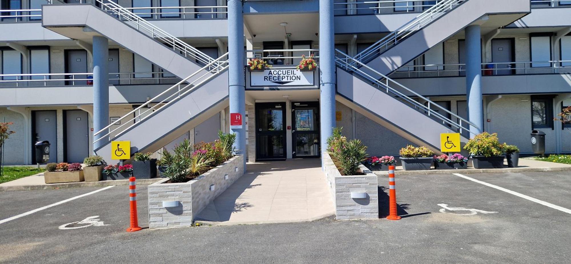 Fasthotel Roissy - Saint-Witz Exterior photo
